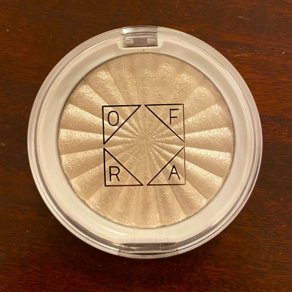 OFRA highlighter
